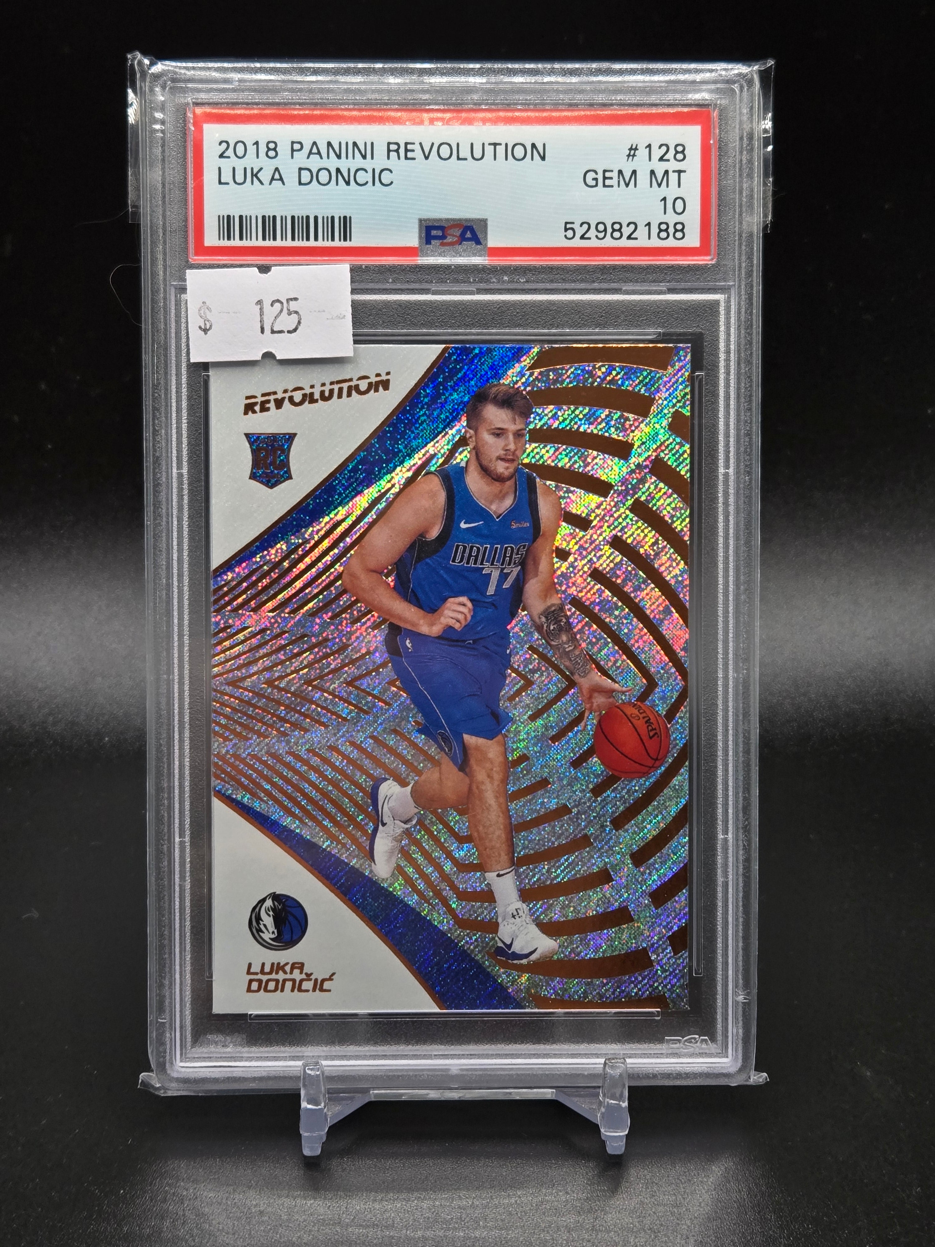 2018 Panini Revolution Luka Donicic