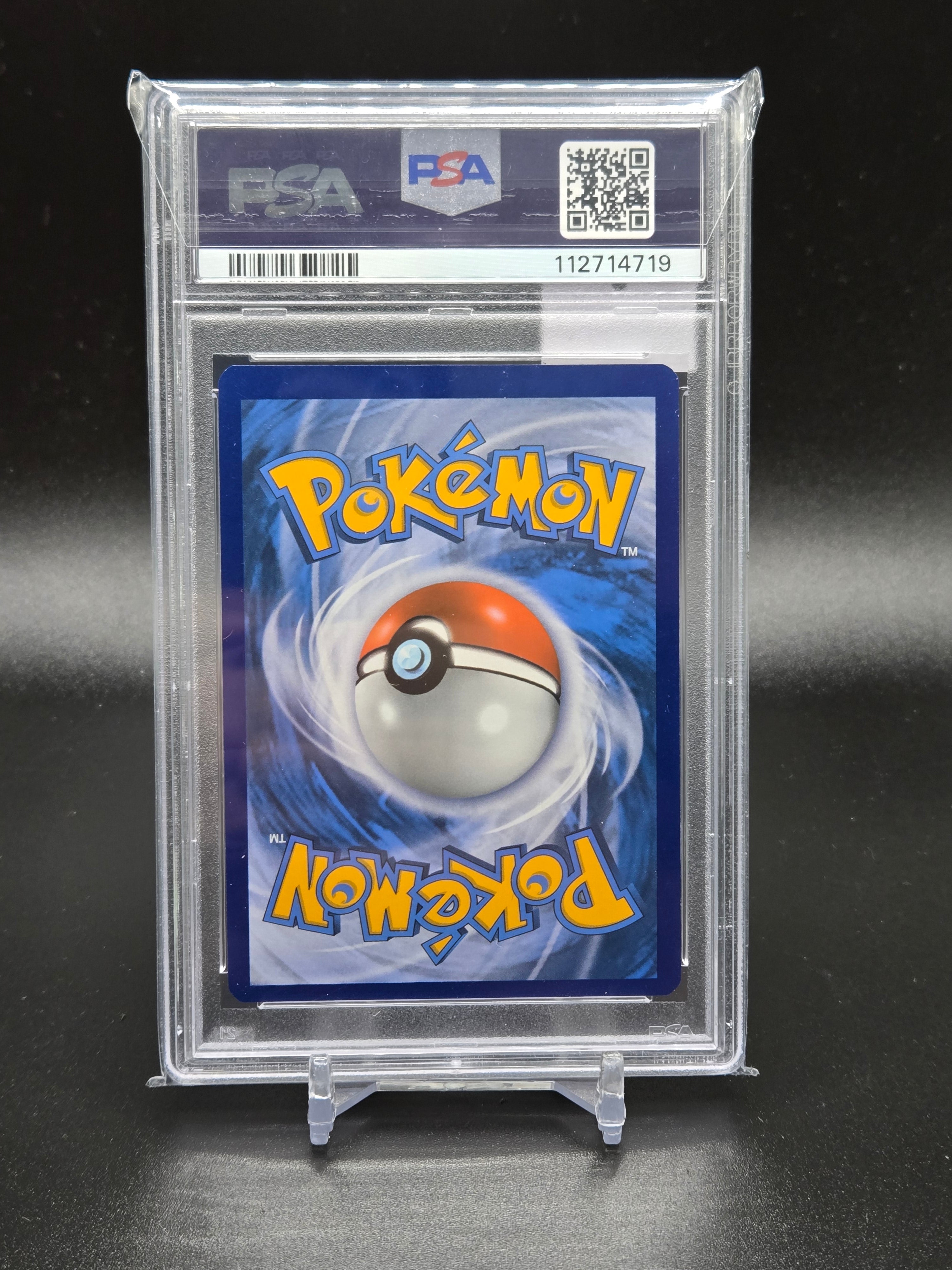 2022 Pokemon Swsh Bsp FA/Charizard V Ultra-Premium Collection